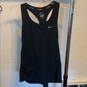nike workout top